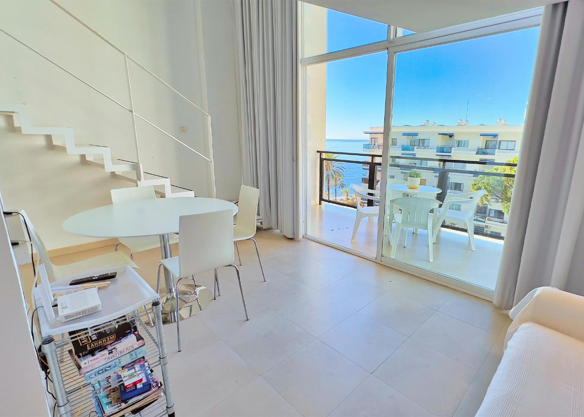 Apartment Skol 302 Super One-bedroom Duplex With Sea Views Marbella